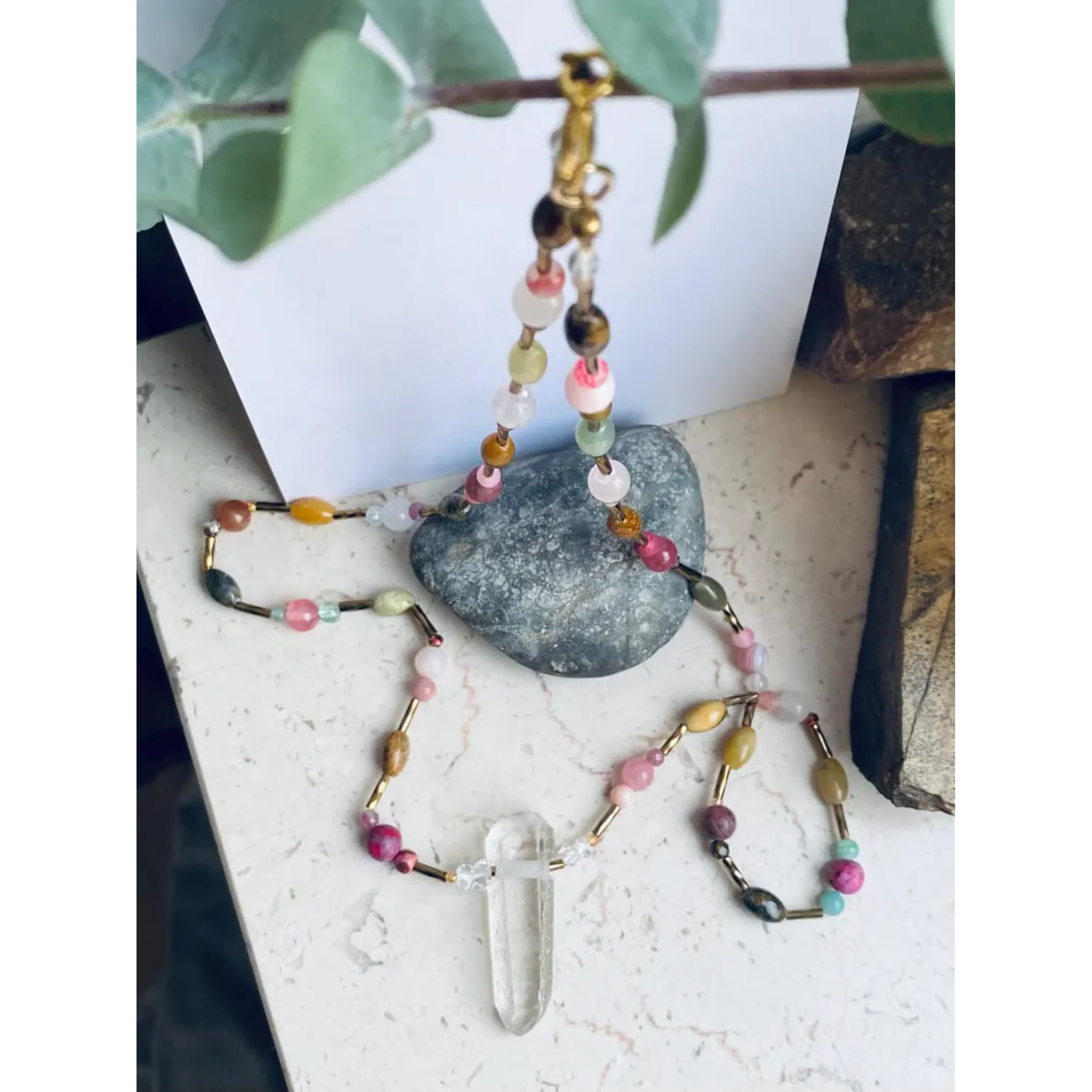 Edelstein Kette mit Bergkristall Spitze