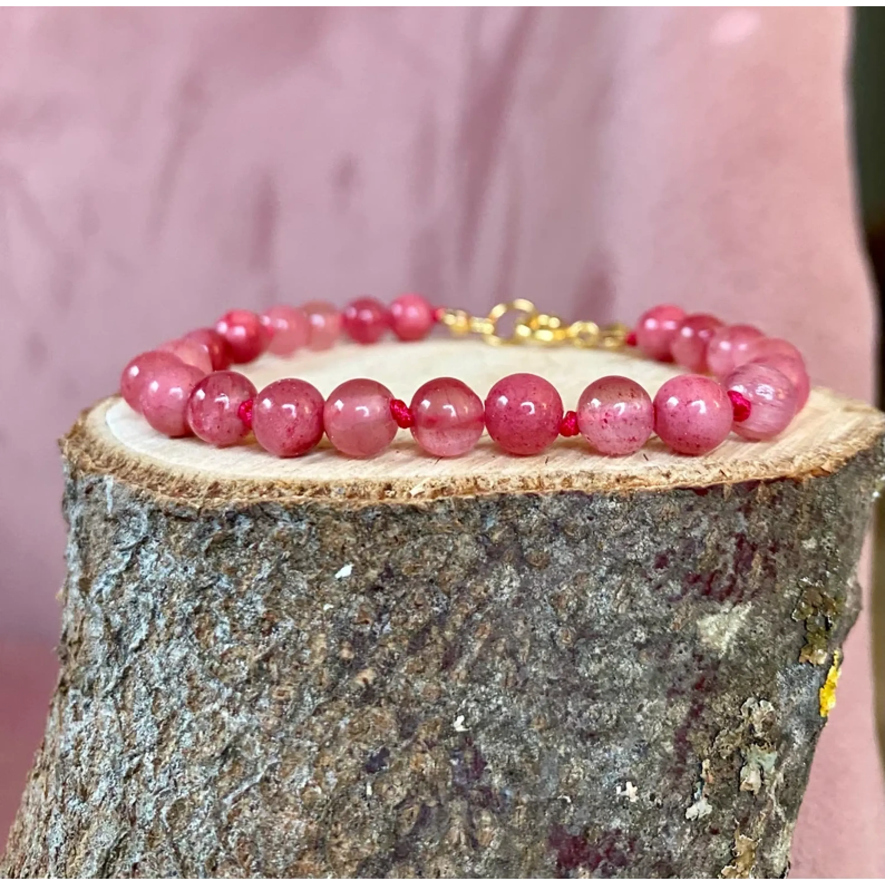 Handgeknüpftes Armband mit Cherry Jade