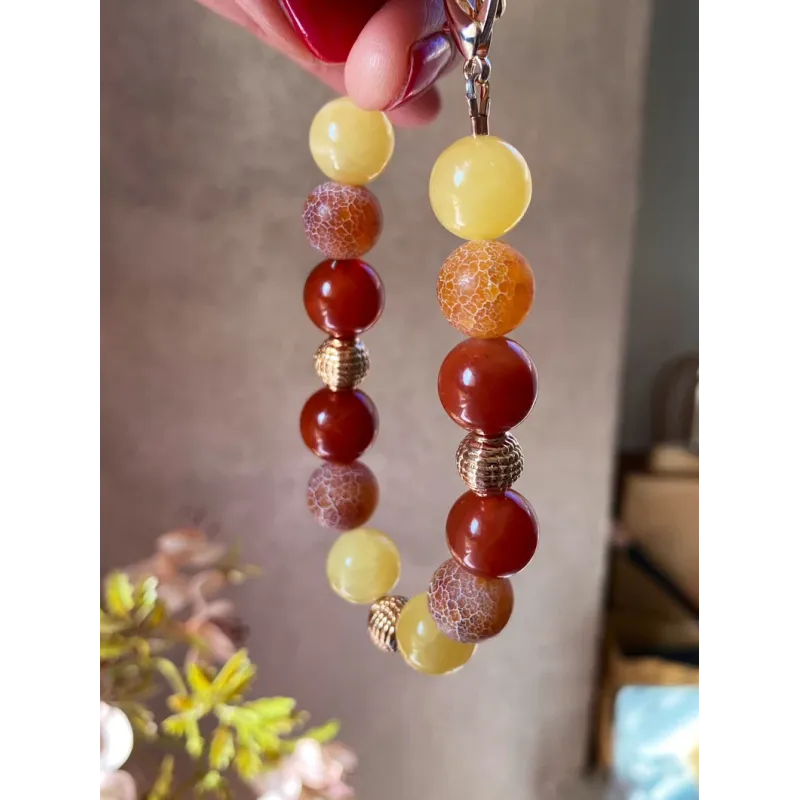 Armband mit großen Perlen