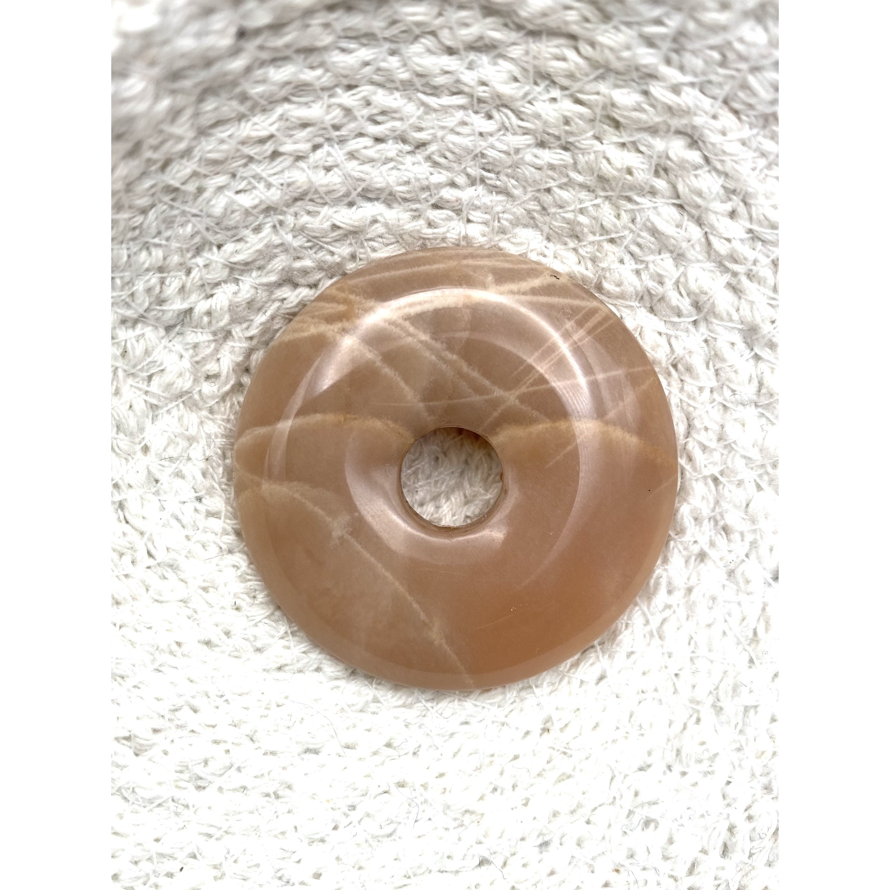 Mondstein Donut