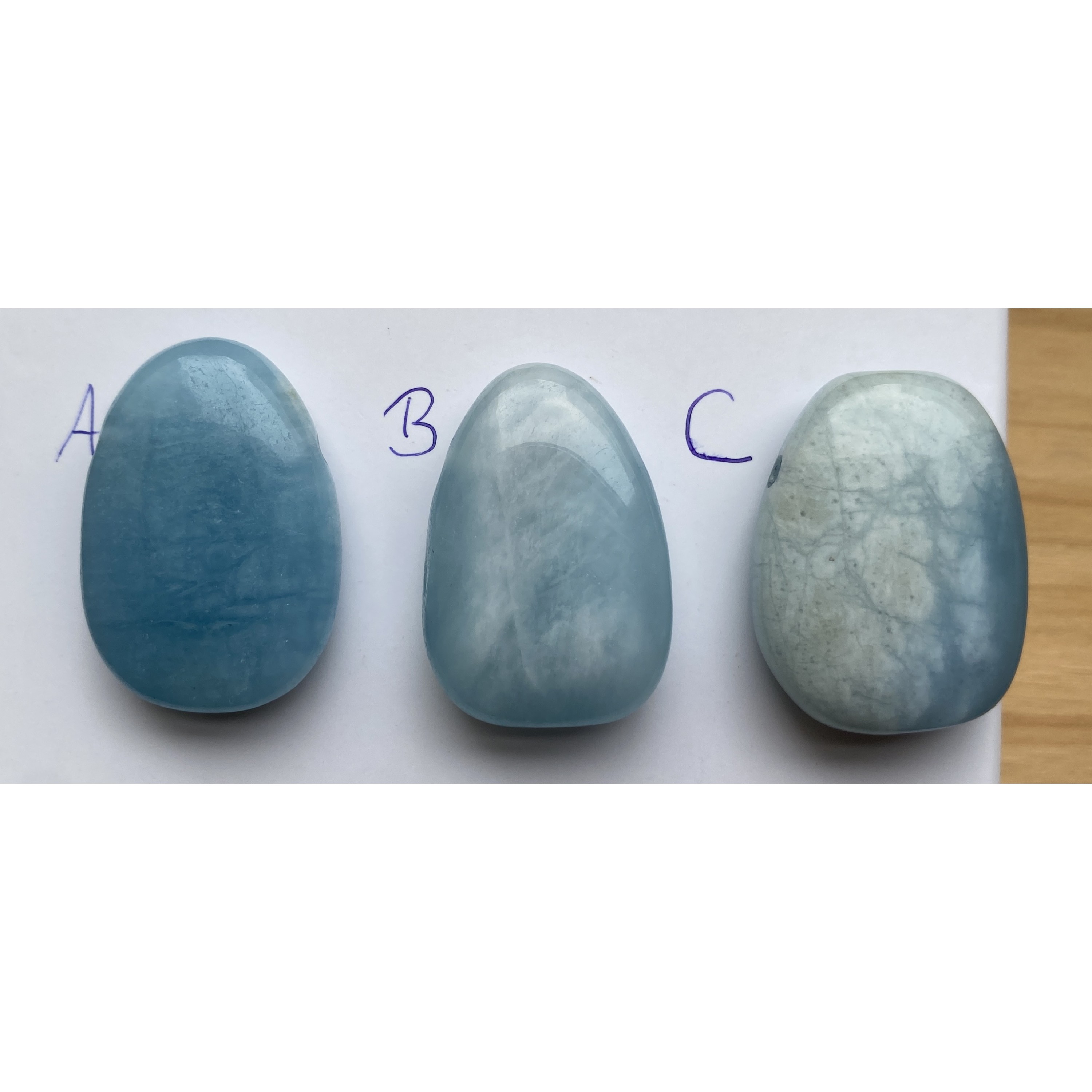 Aquamarin A Qualität Trommelsteine (gebohrt)