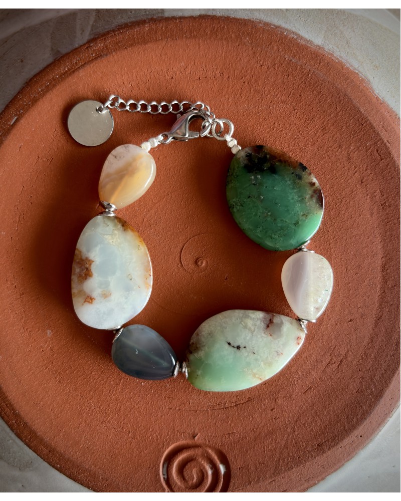 Armband aus Chrysopras und Achat